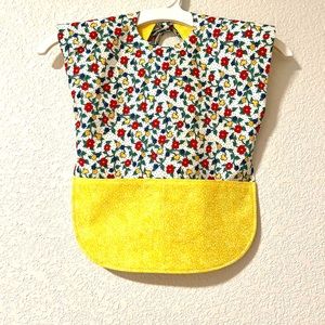 Apron-Toddler 1-3 yr-cute colorful flower Apron  reversible with 2 pockets.